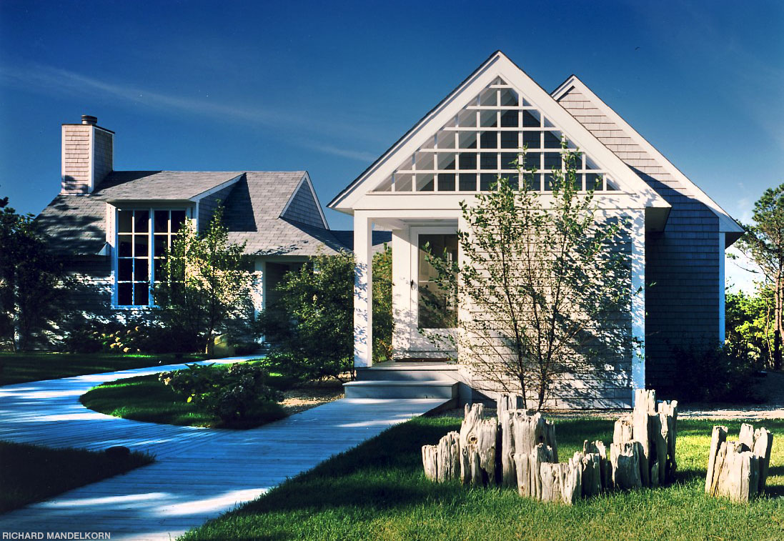 Boardwalk, house, Wellfleet, Cape Cod, by Paul Krueger Architect